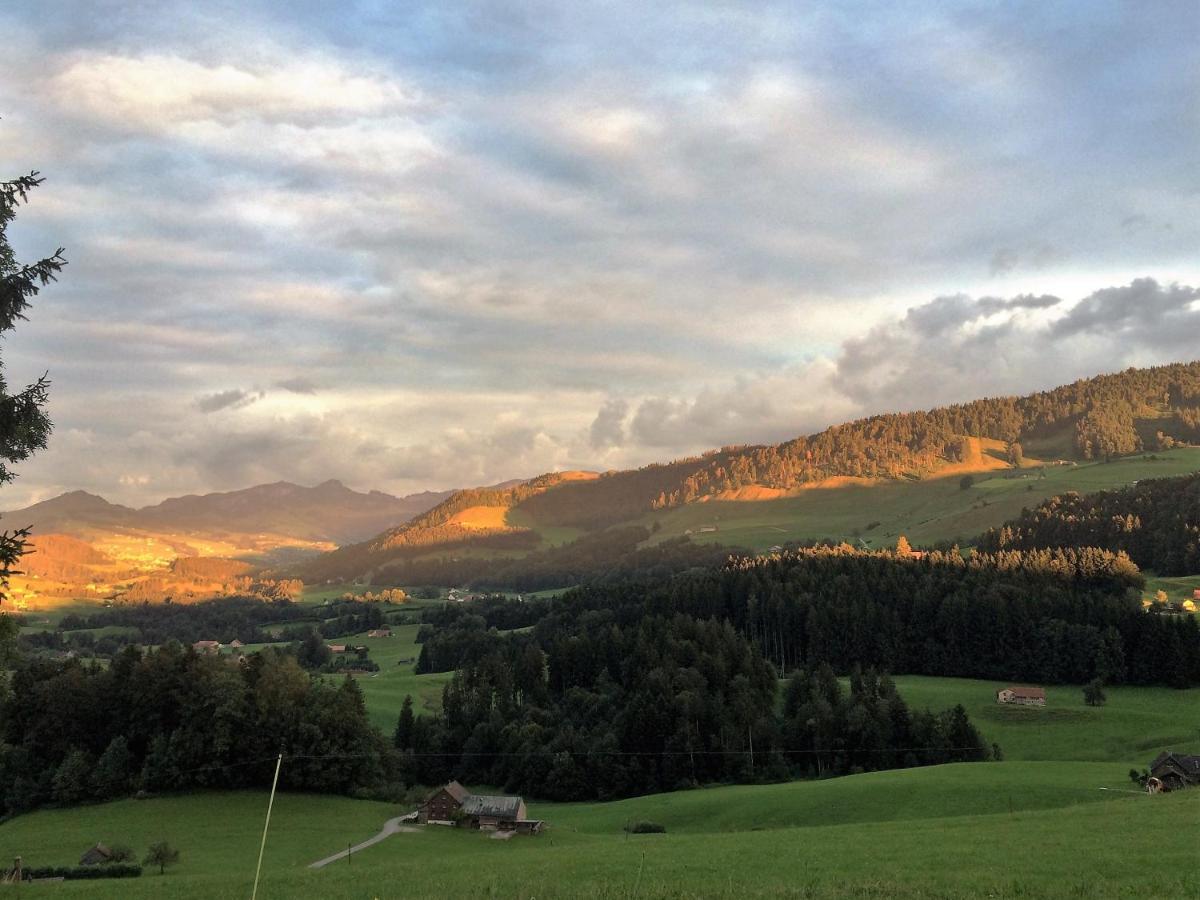 Schoenenbueel Teufen Bagian luar foto